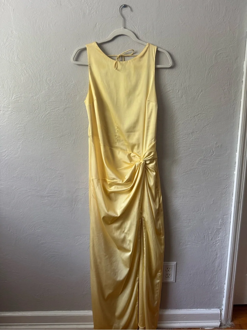 Abercrombie & Fitch Knot Split Maxi Dress Yellow